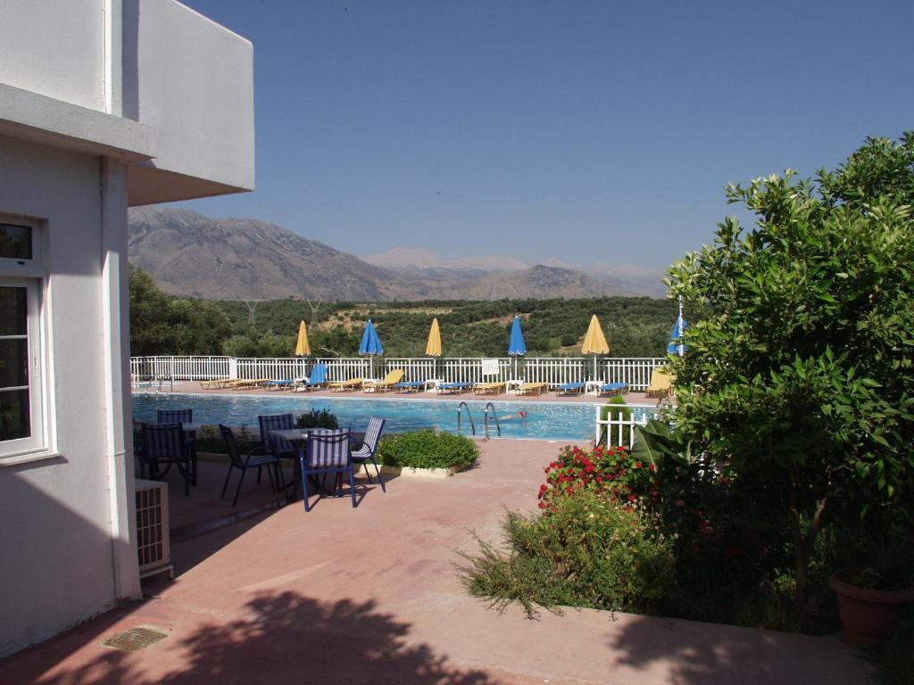 Calamon Apartments Episkopi-Chania Exteriör bild