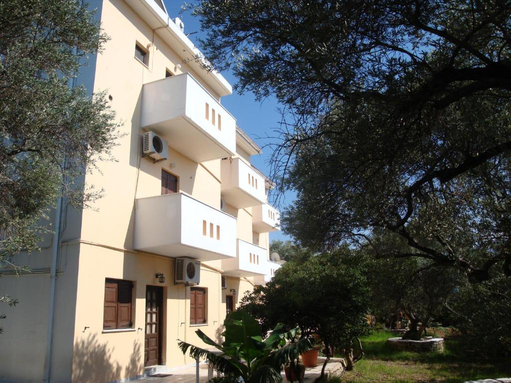 Calamon Apartments Episkopi-Chania Exteriör bild