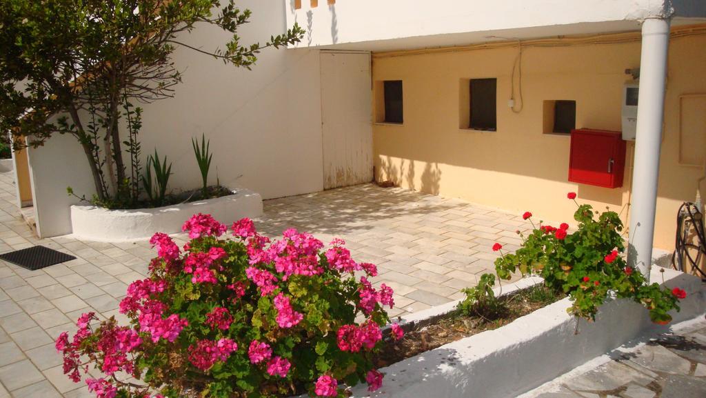 Calamon Apartments Episkopi-Chania Exteriör bild