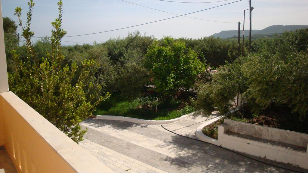 Calamon Apartments Episkopi-Chania Exteriör bild