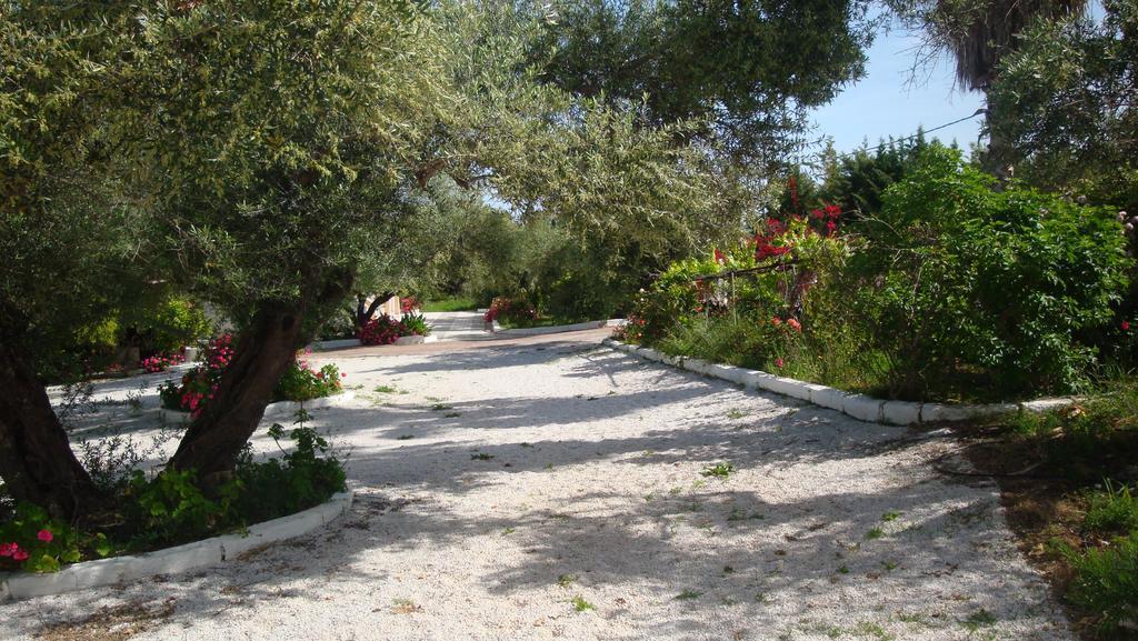 Calamon Apartments Episkopi-Chania Exteriör bild